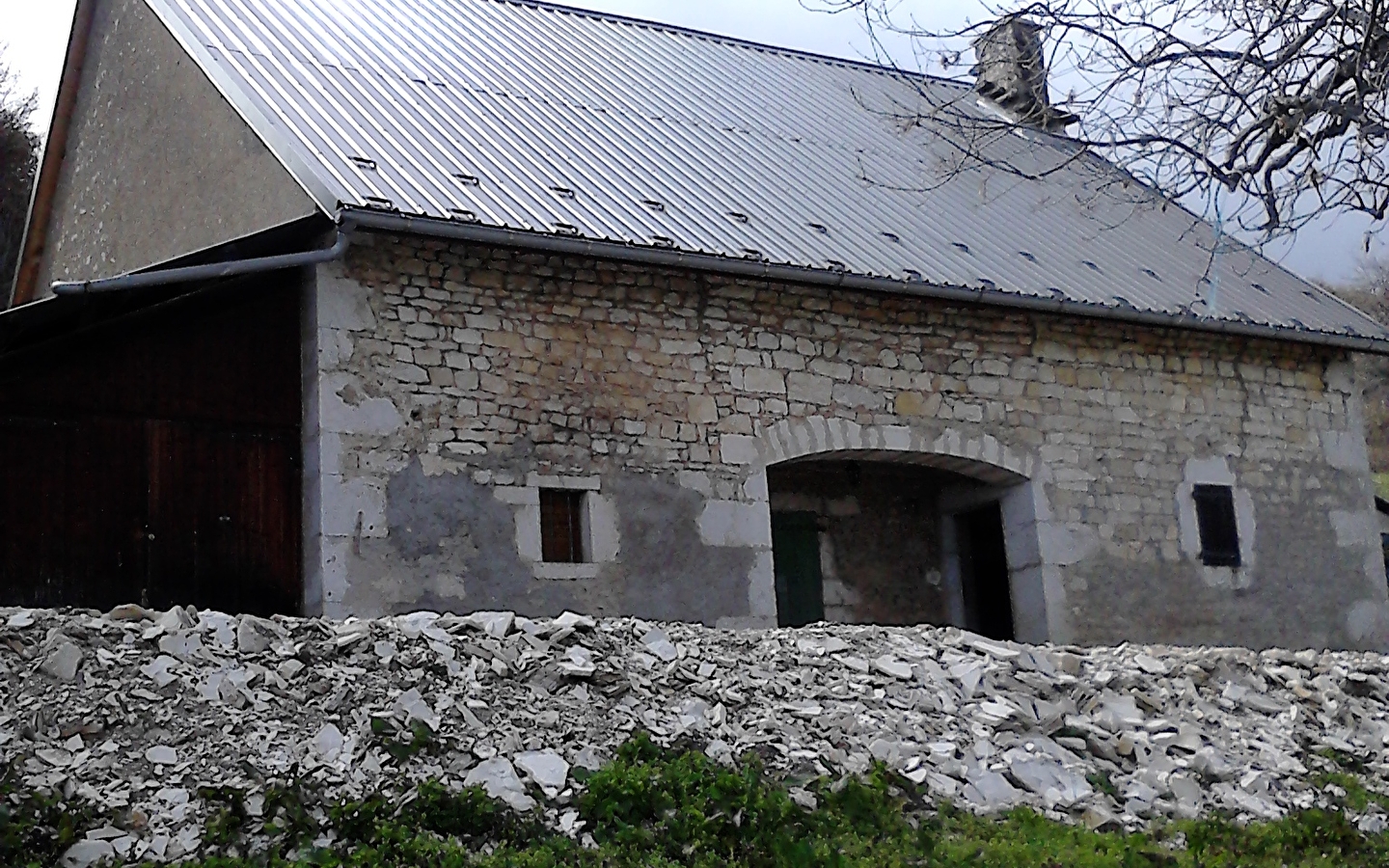 Refuge de La grange de la Tour