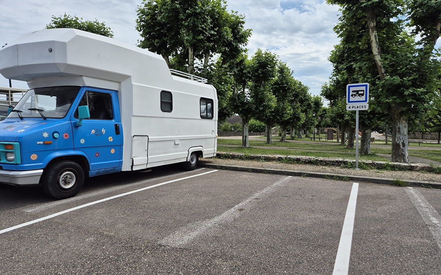 Aire de stationnement 