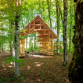 Aire d'éco Bivouac - SAINT-BRISSON