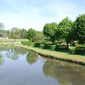 Aire de camping-car de Val Suran - VAL SURAN