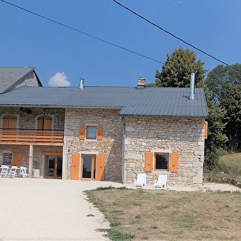 Gîte de groupe Les Sapins - HAUT VALROMEY