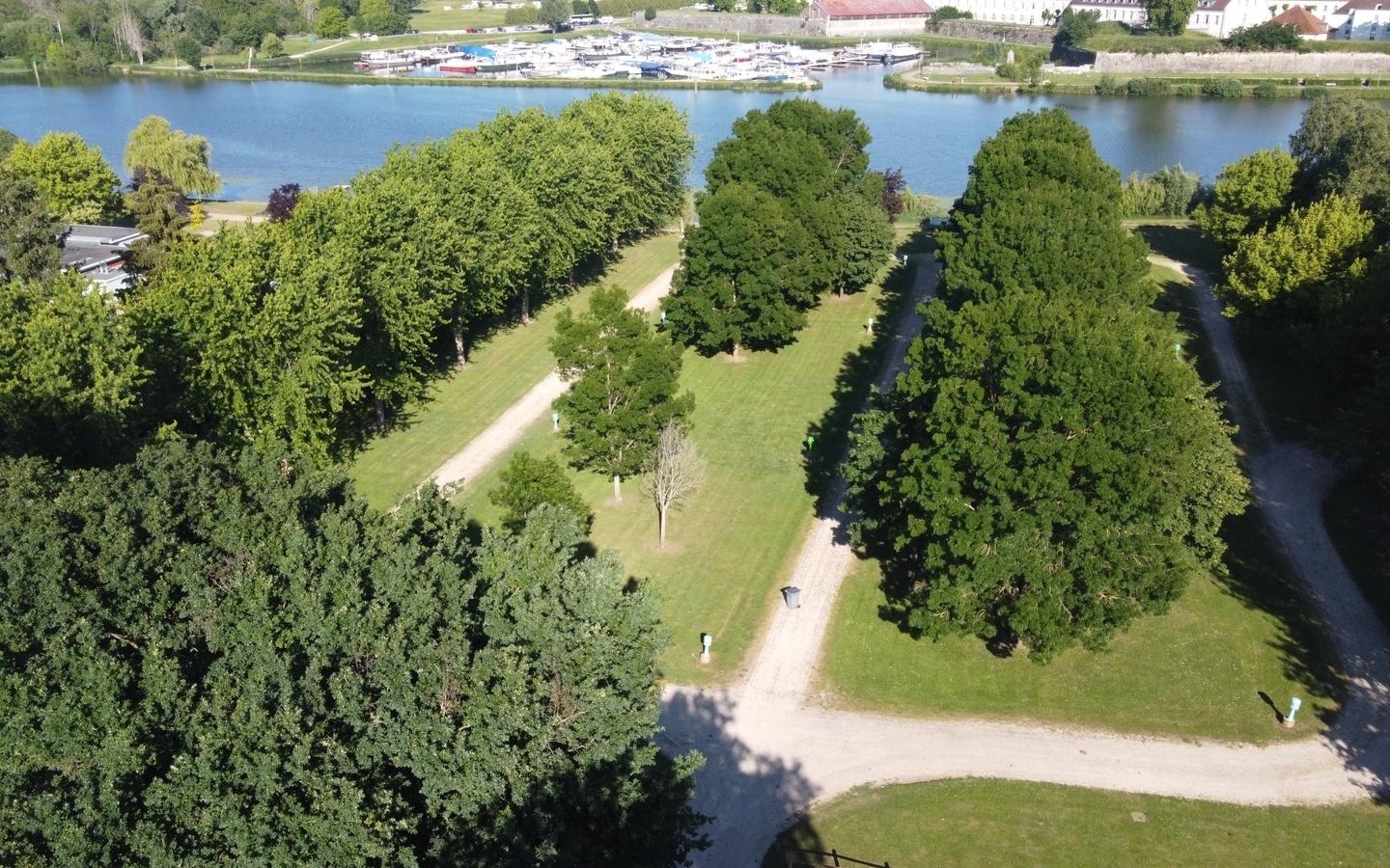 Camping de l'Arquebuse