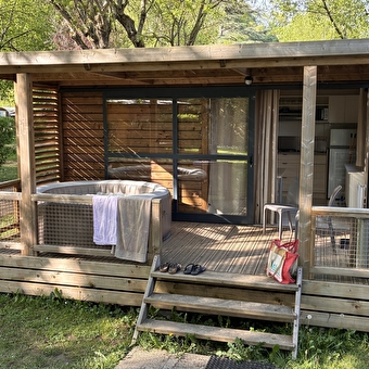 SAS 3E Camping des Grottes - AZE