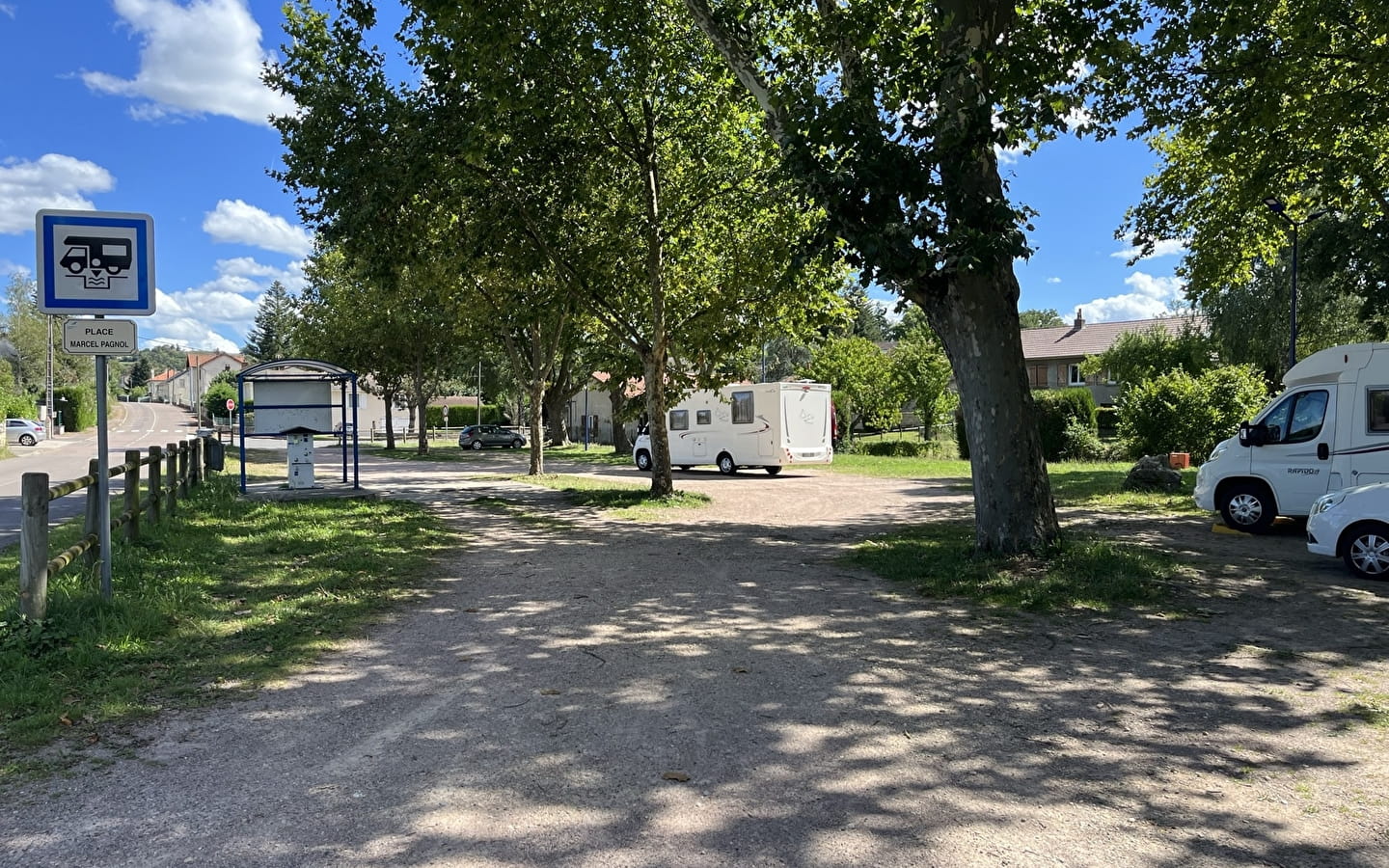 Aire de services pour camping-cars