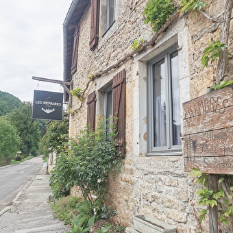 L'auberge des Repaires - NANS-SOUS-SAINTE-ANNE