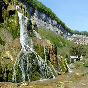 ESCAPADE DANS LE JURA -
